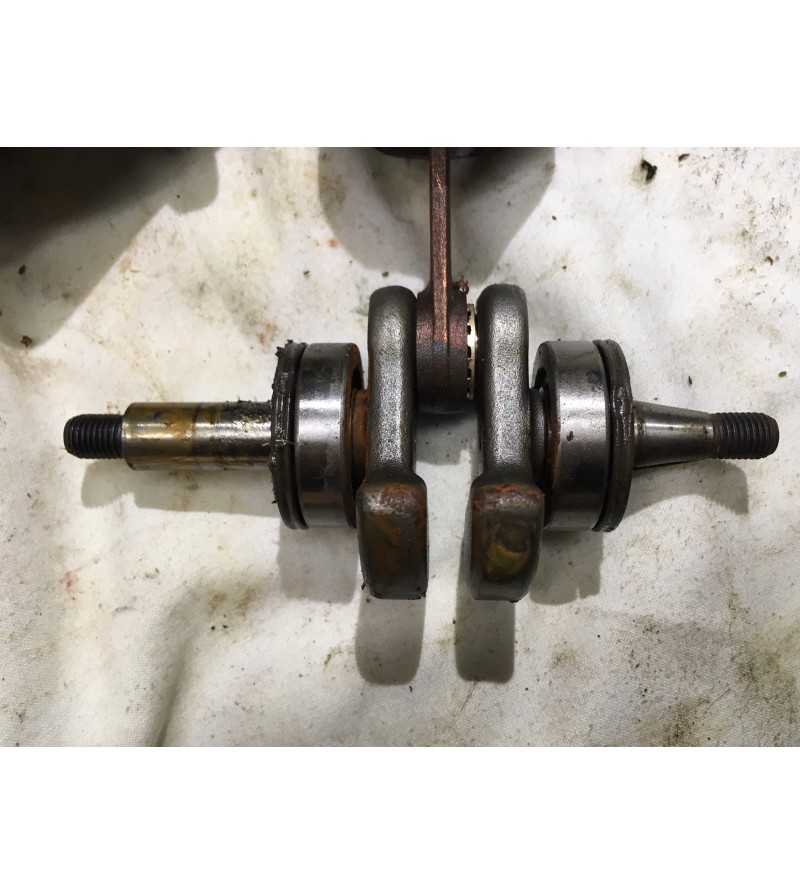 villebrequin tronconneuse husqvarna 135 en bon etat