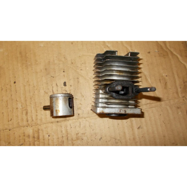 Cylindre et piston pour tronçonneuse Echo CS 280E VL