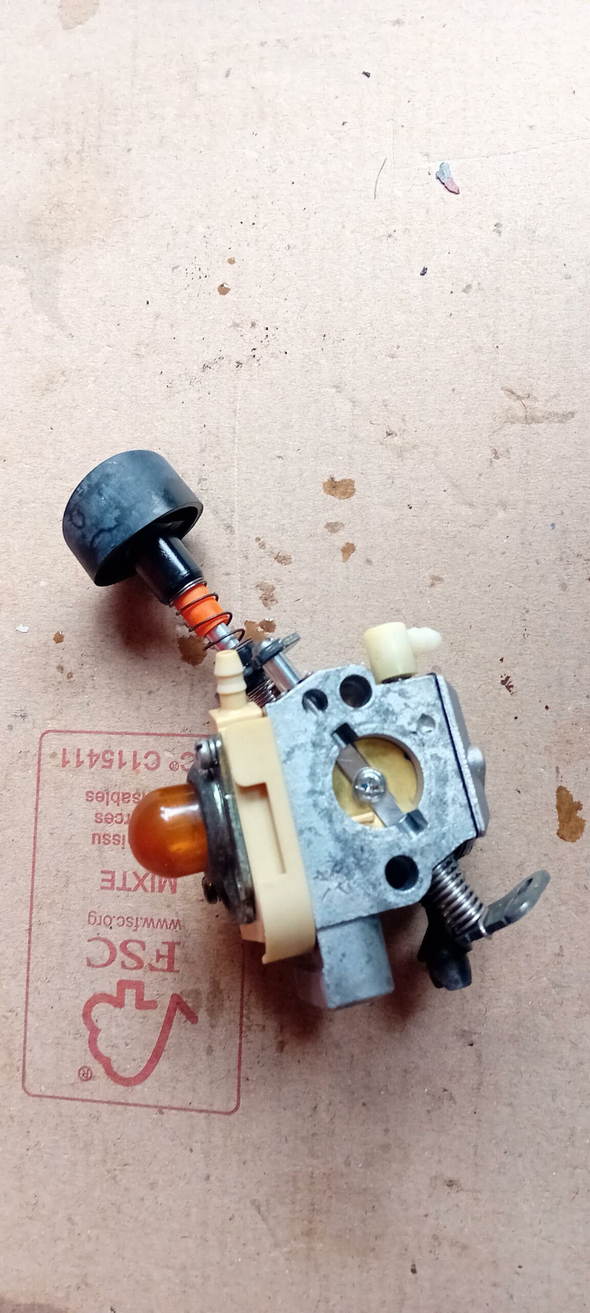 Carburateur (non électronique) débroussailleuse STIHL FS 410 C